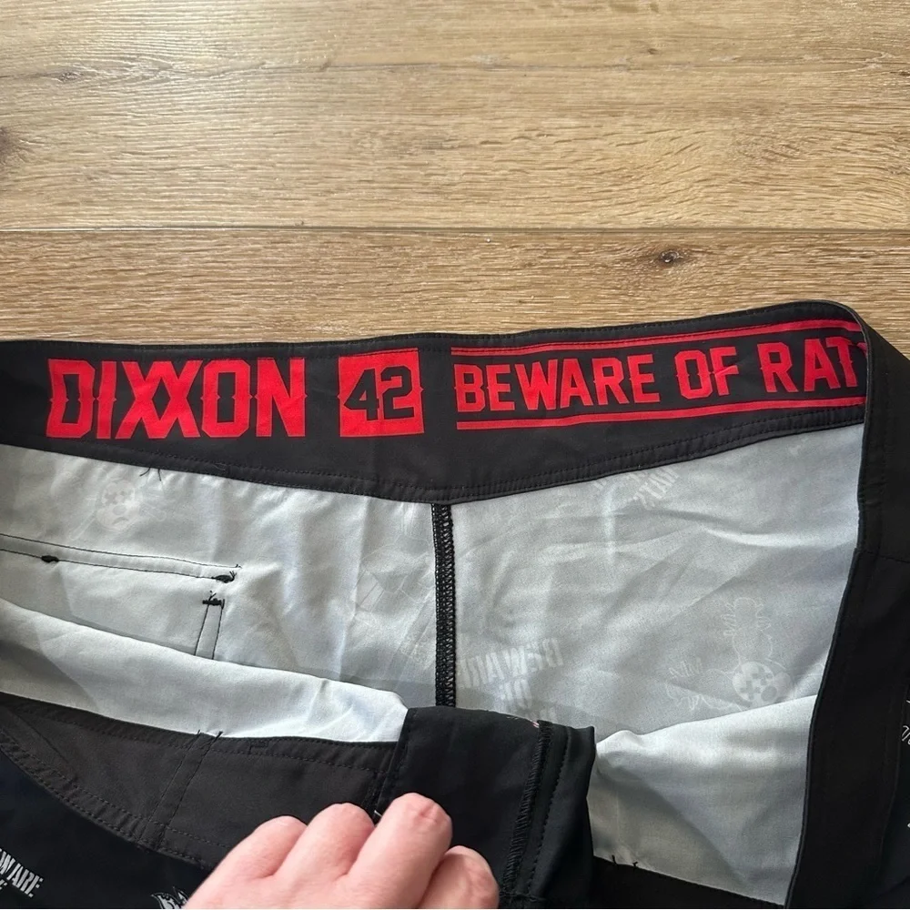 DIXXON Beware Boardshorts Men’s Red, White, & Black Lightweight Trunks Sz 42 NWO